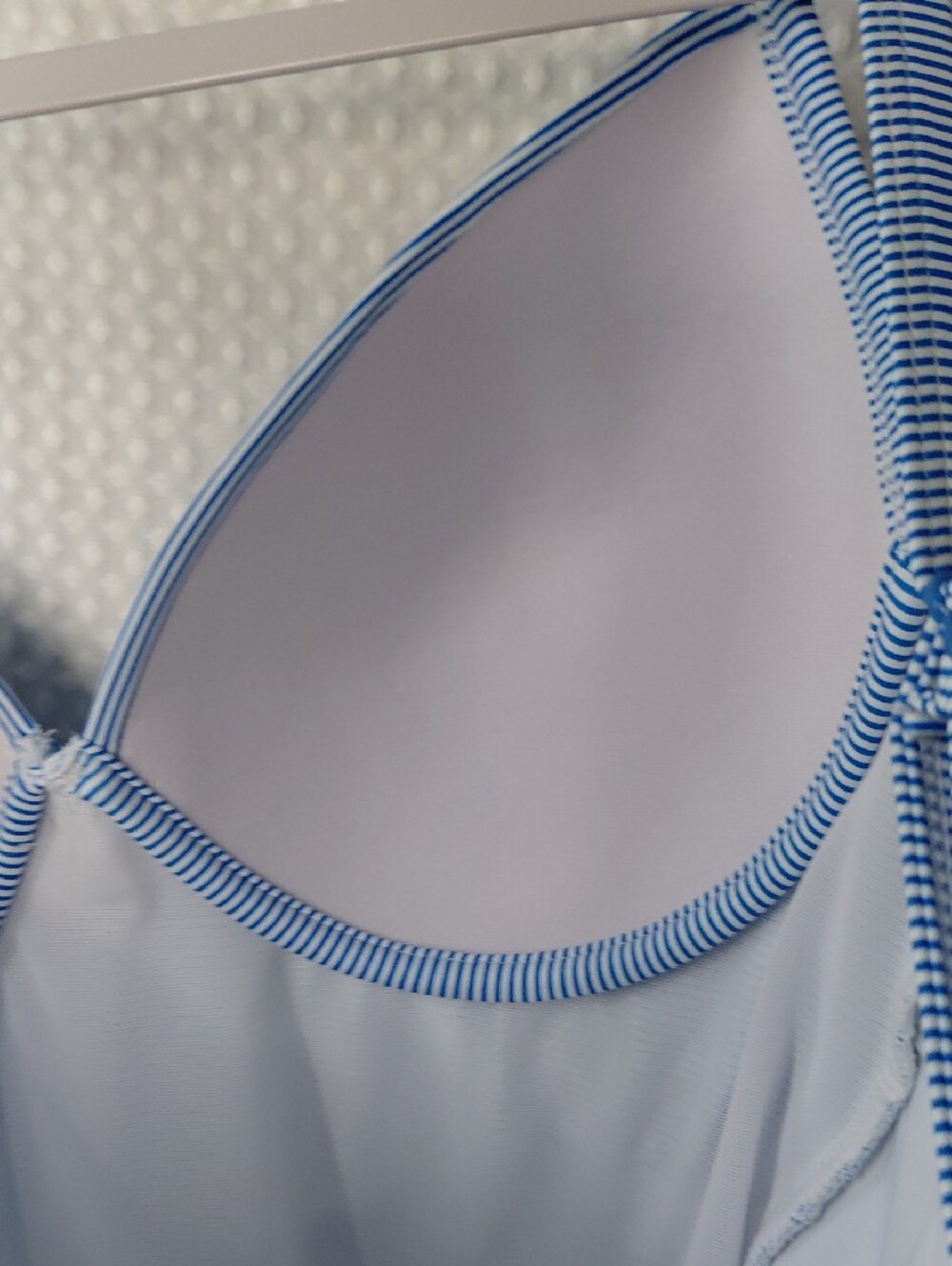 NIPTUCK blue and white striped, twist-front one-piece swimsuit, SZ 10 Cup C/D - Picture 4 of 9